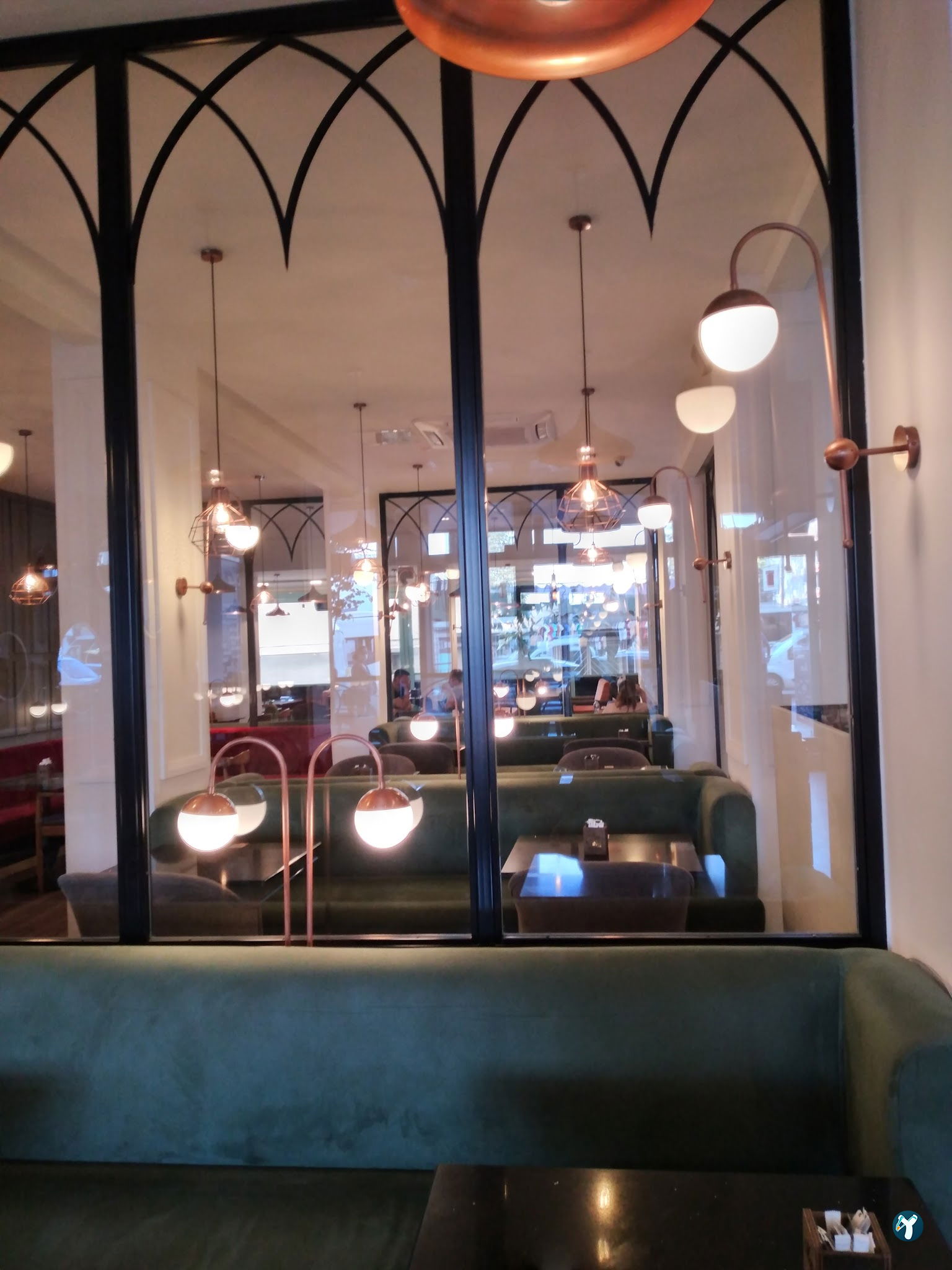 Mon Cher Cafe & Kitchen