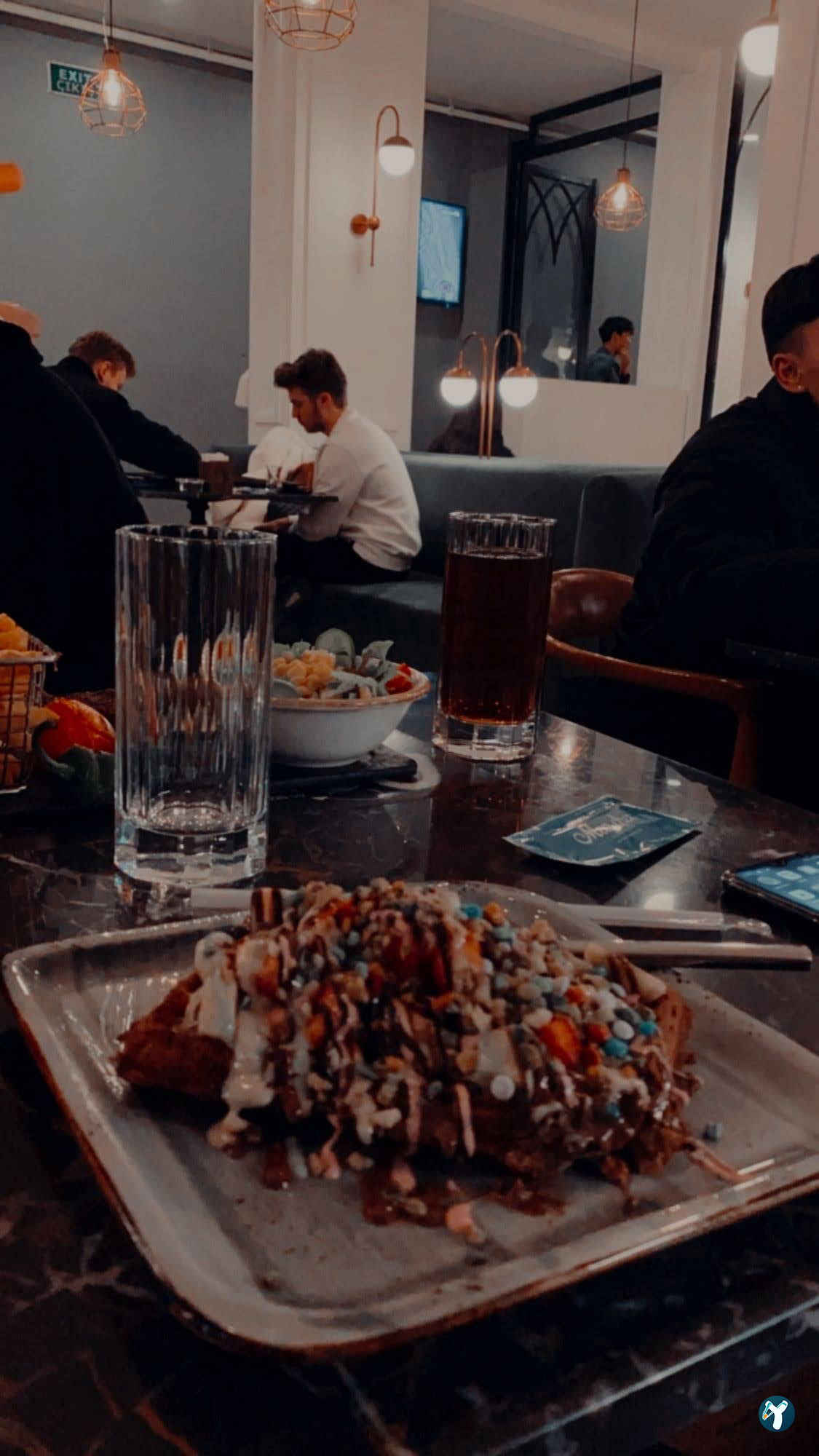 Mon Cher Cafe & Kitchen