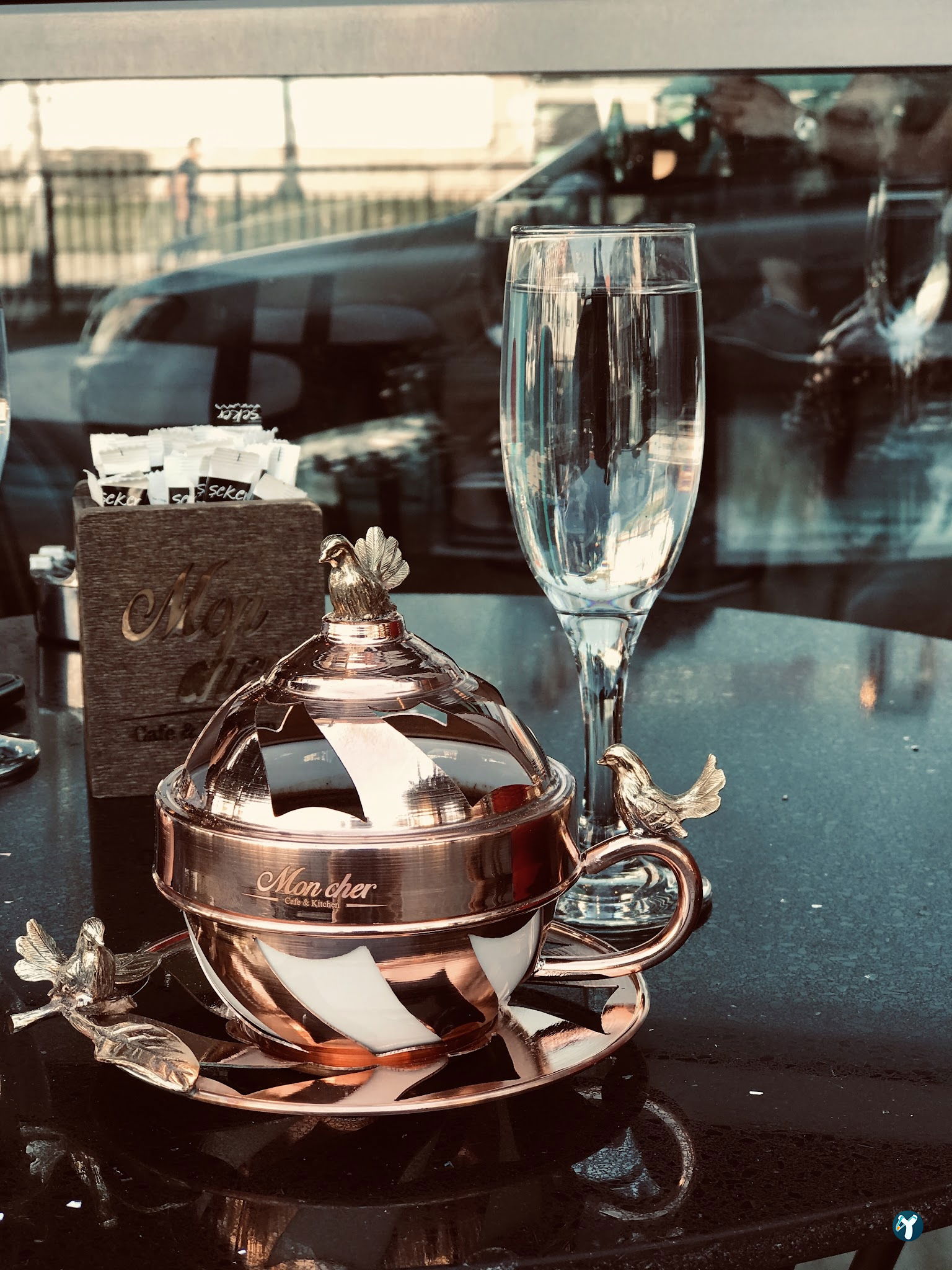 Mon Cher Cafe & Kitchen