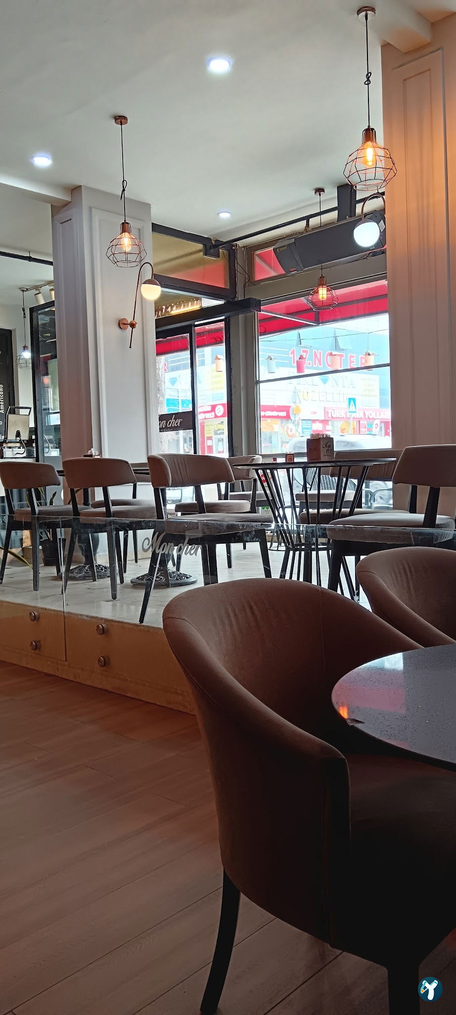 Mon Cher Cafe & Kitchen