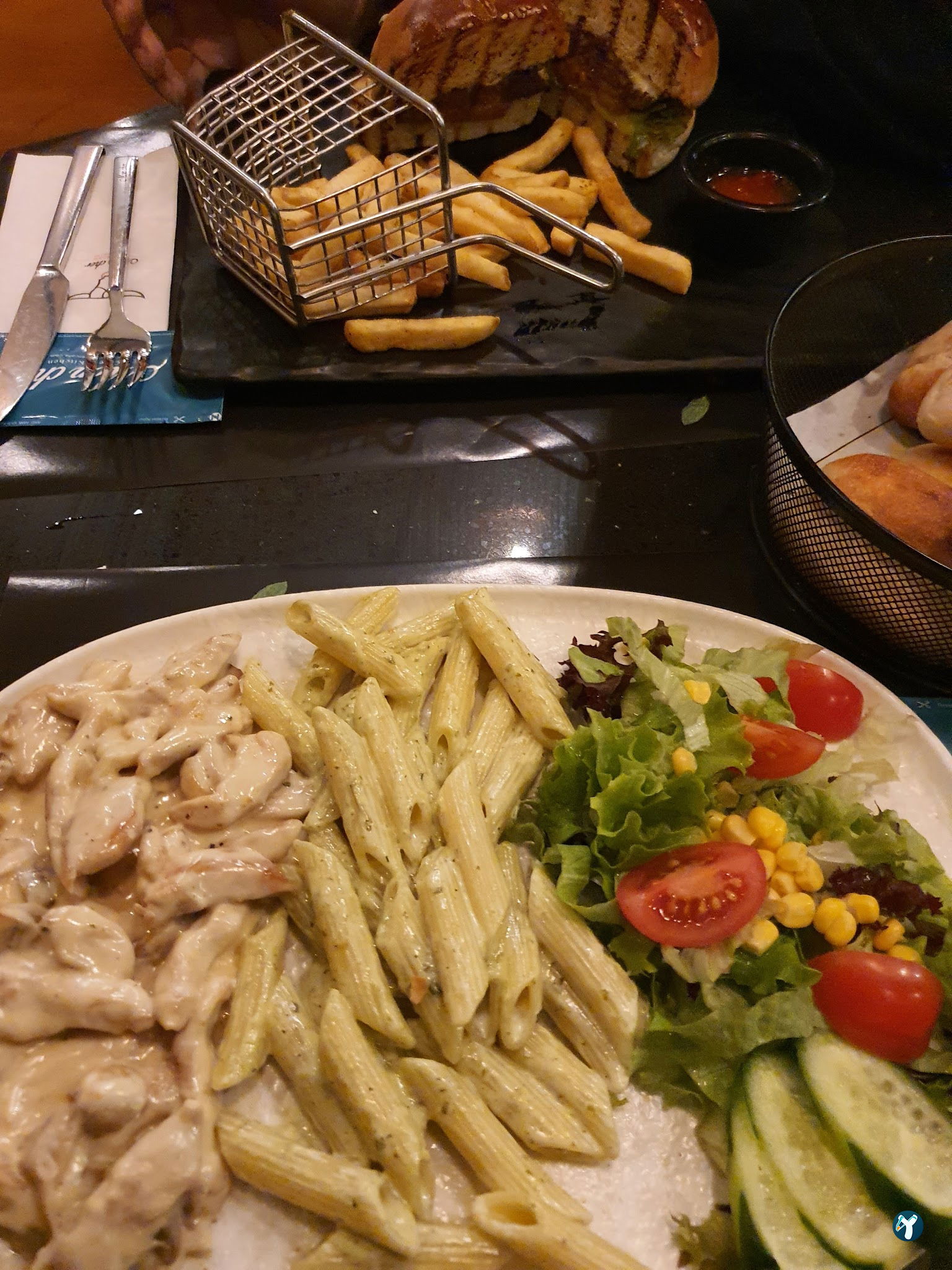 Mon Cher Cafe & Kitchen