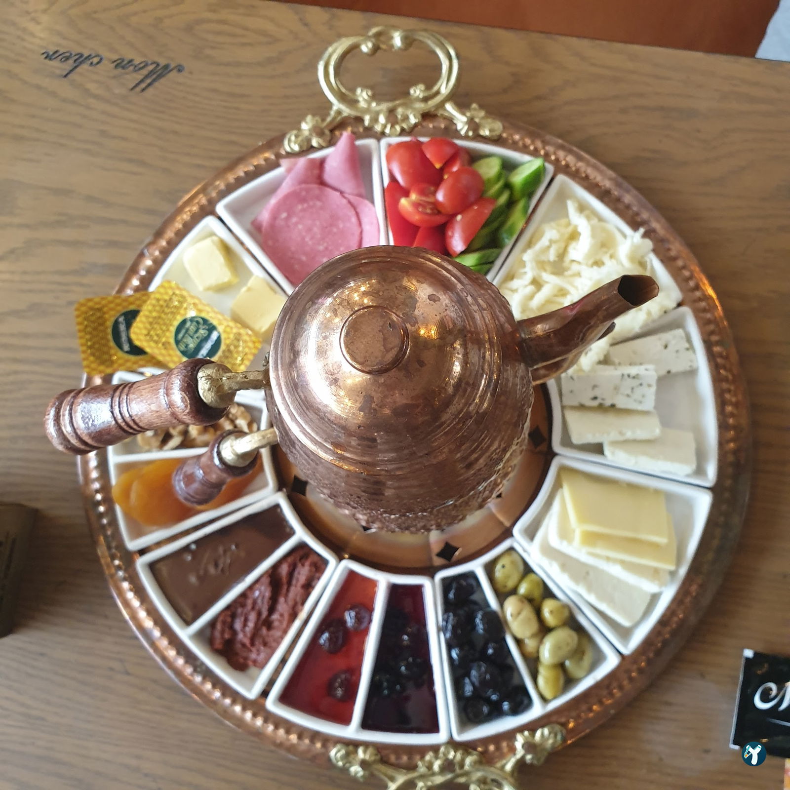 Mon Cher Cafe & Kitchen