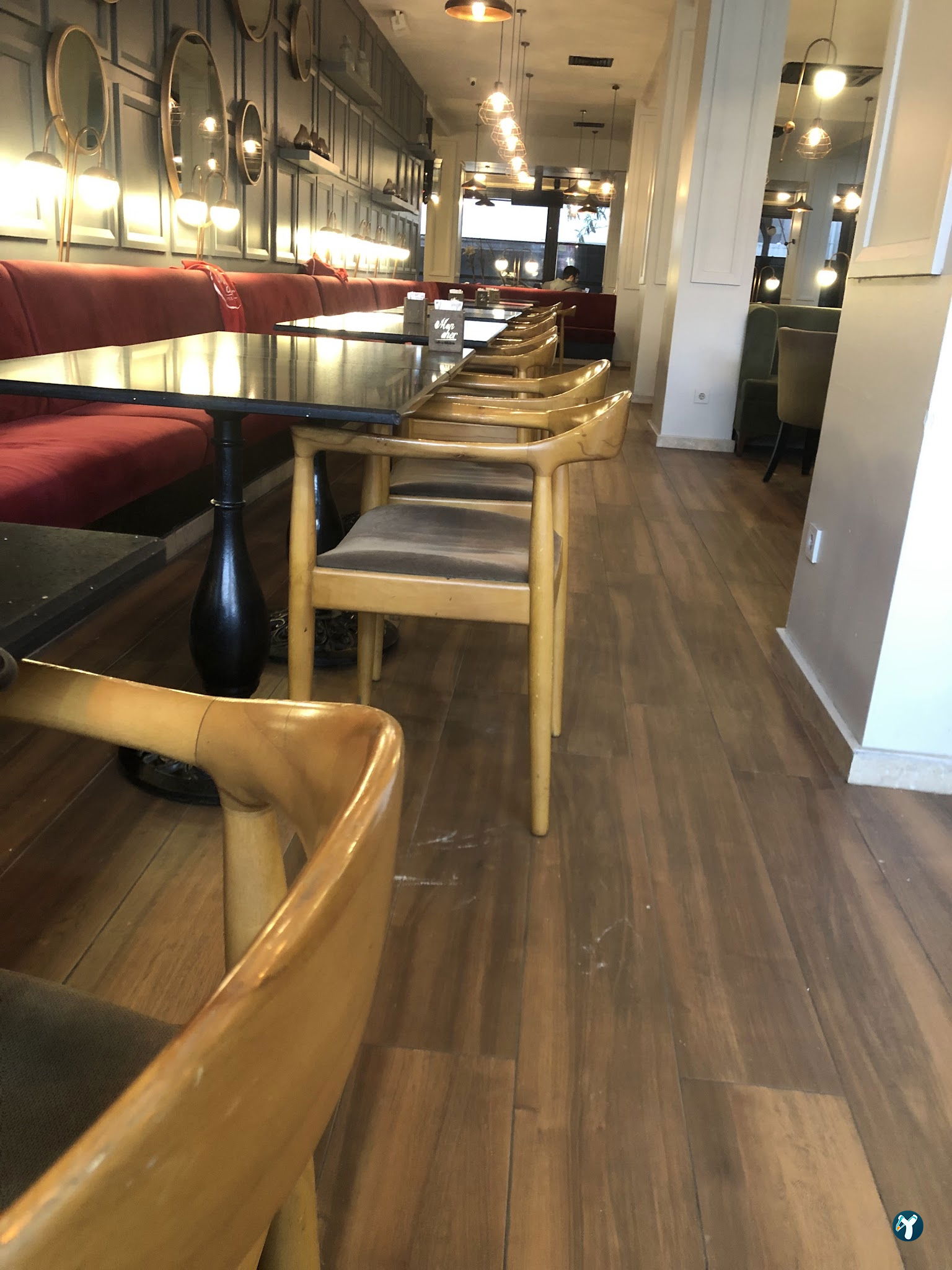 Mon Cher Cafe & Kitchen