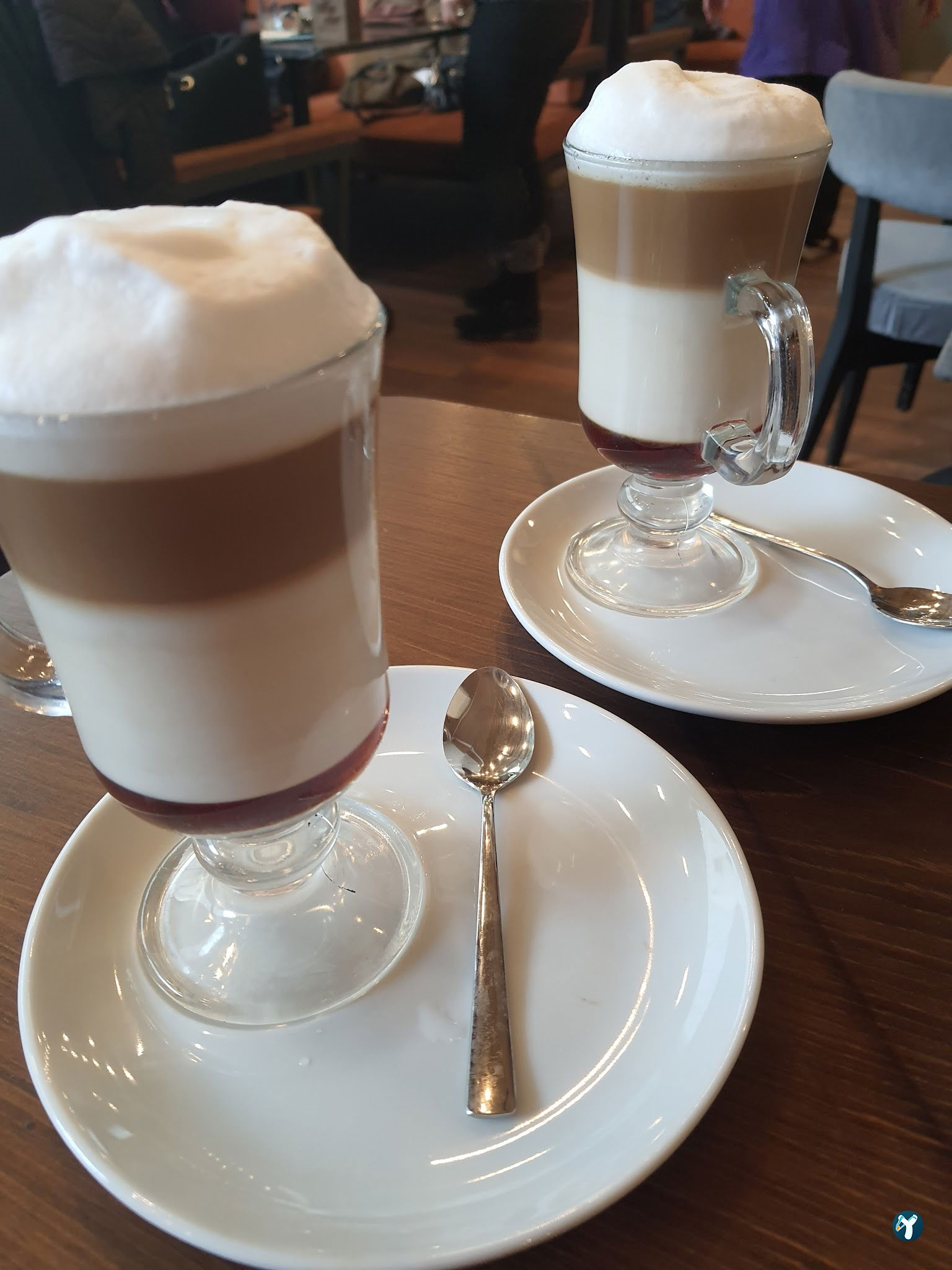 Mon Cher Cafe & Kitchen