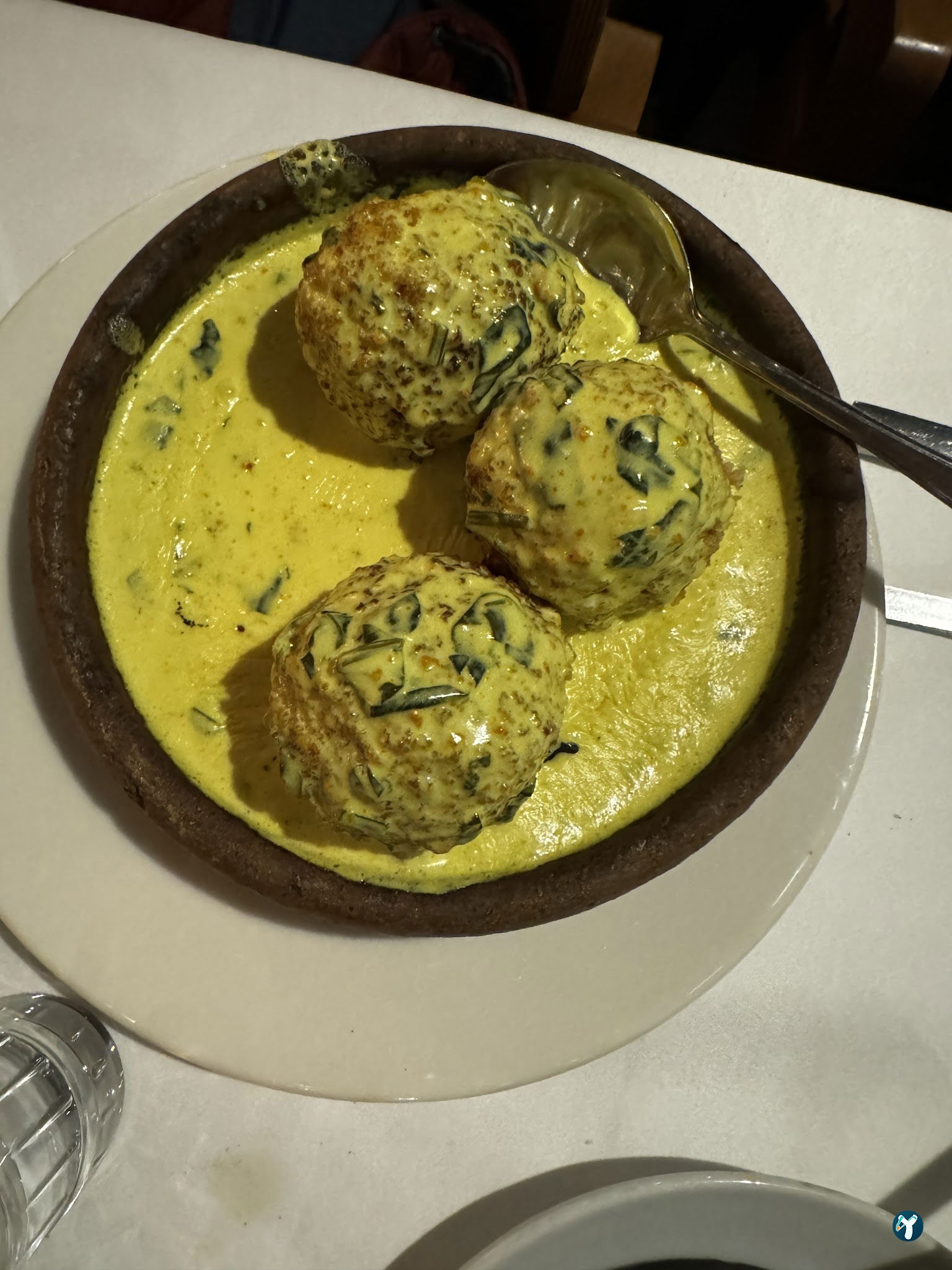 Mazi Restaurant