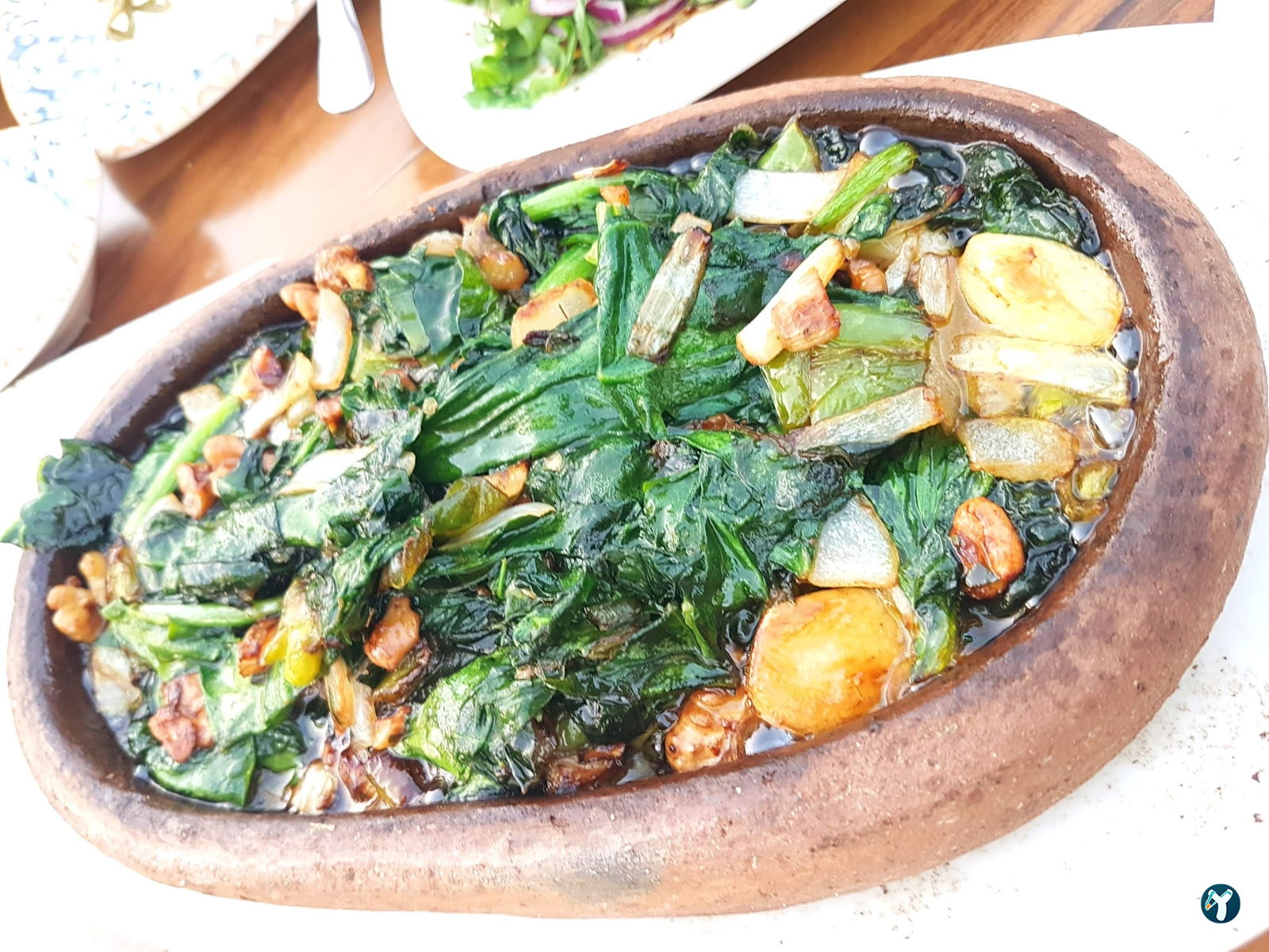 Mazi Restaurant