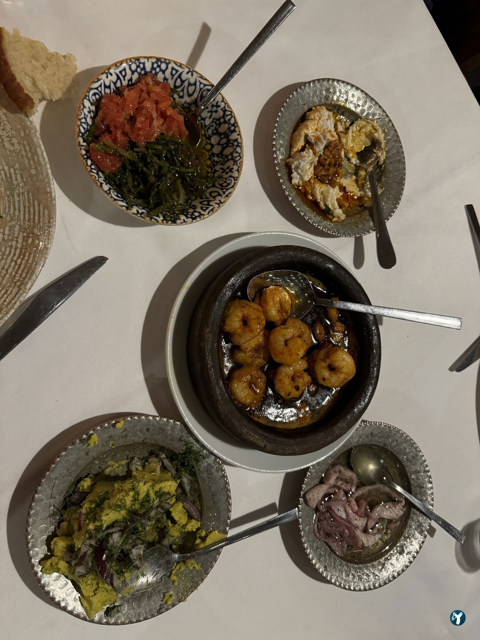 Mazi Restaurant