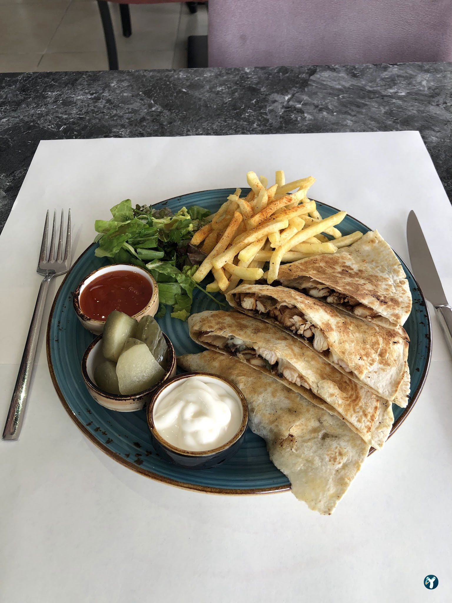 Quantum Cafe & Restoran