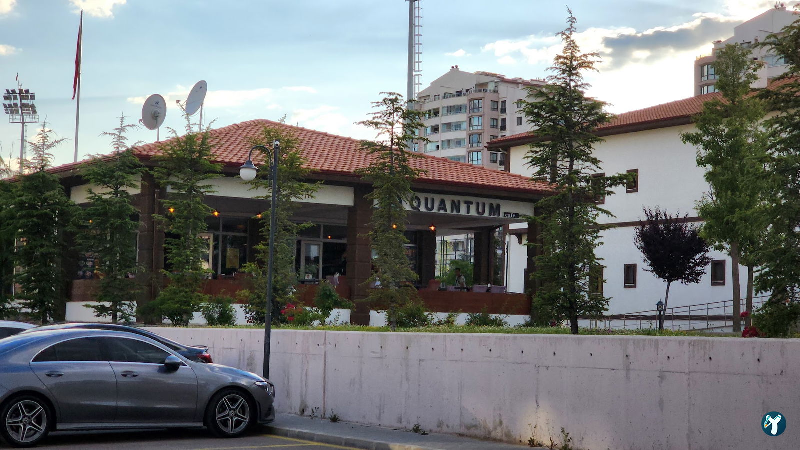 Quantum Cafe & Restoran