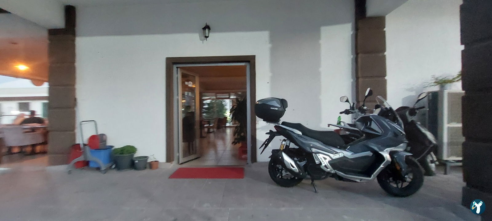 Quantum Cafe & Restoran