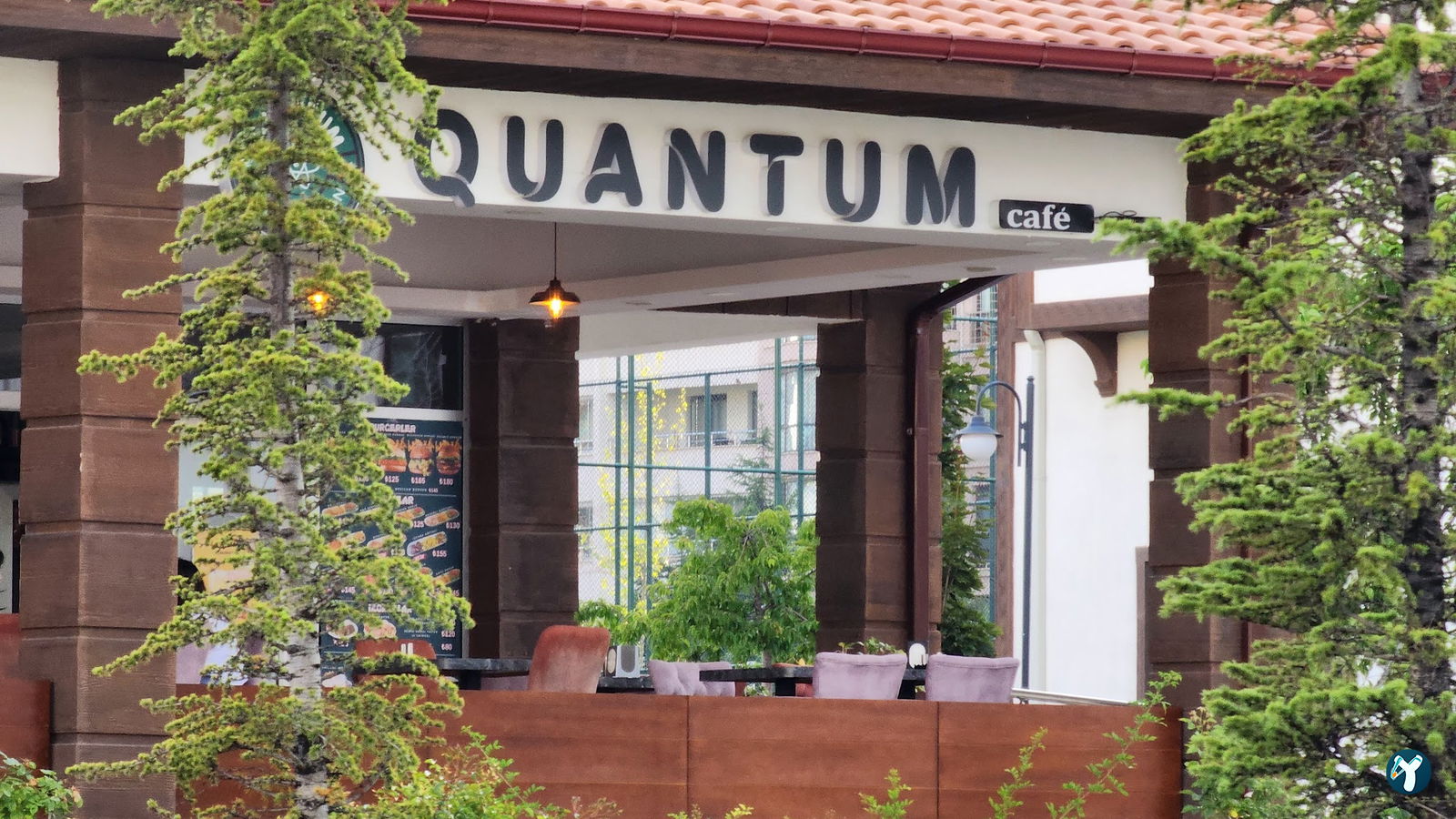 Quantum Cafe & Restoran