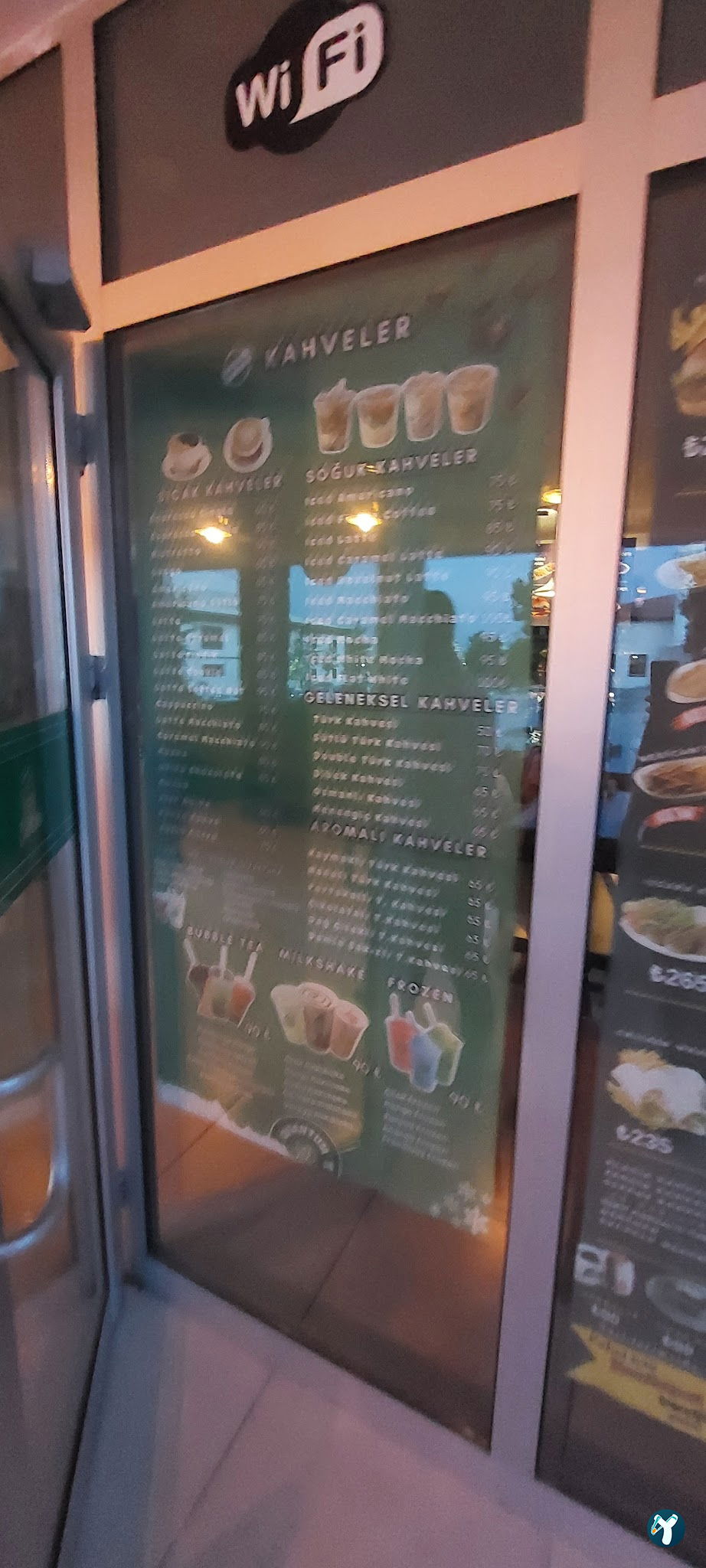 Quantum Cafe & Restoran