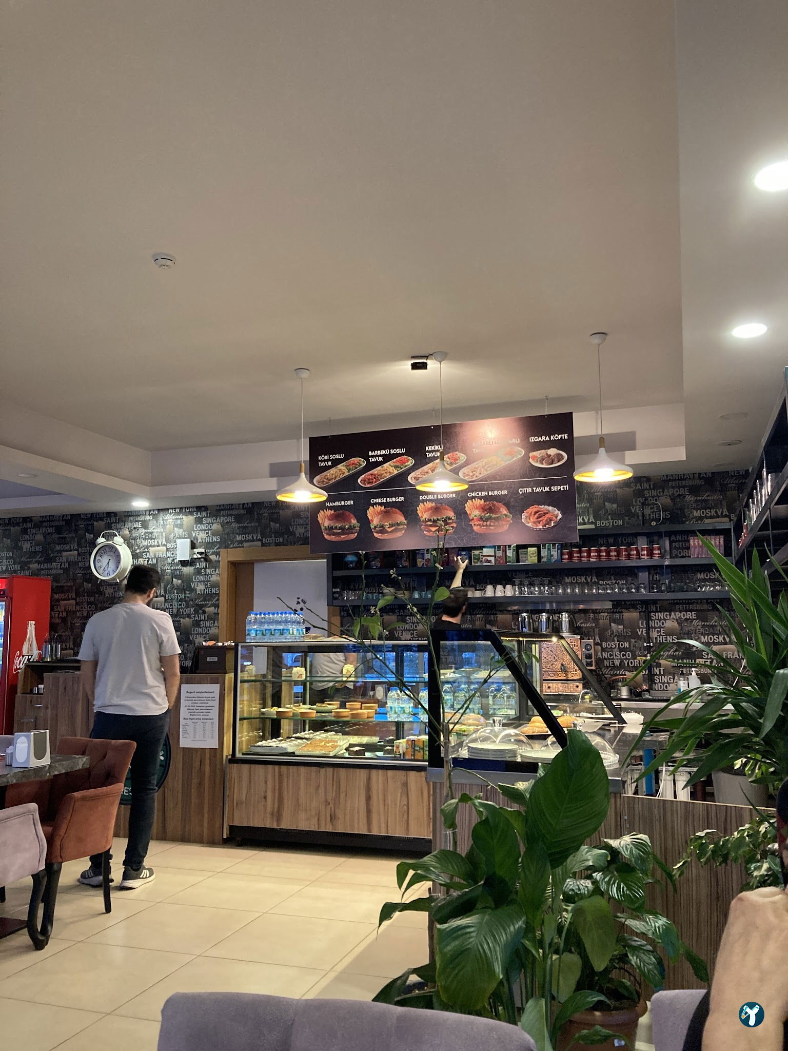 Quantum Cafe & Restoran
