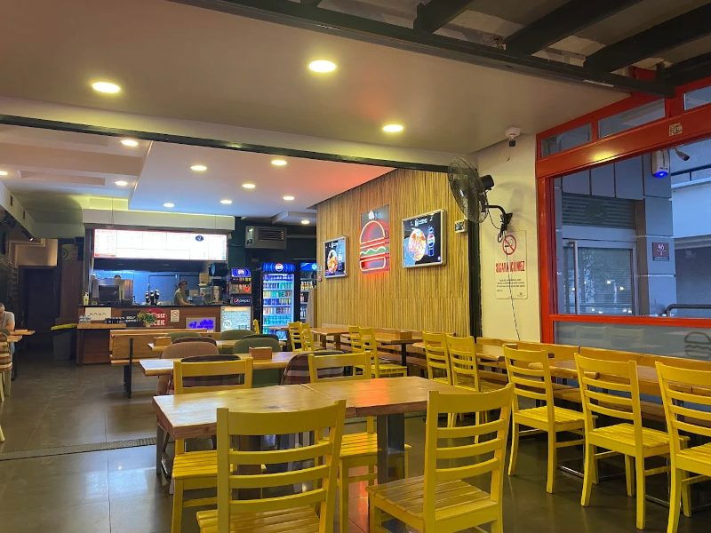 Arquet Burger & Fries