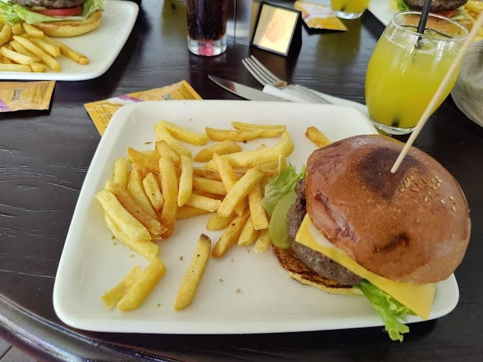 Sole & Mare Beach Club