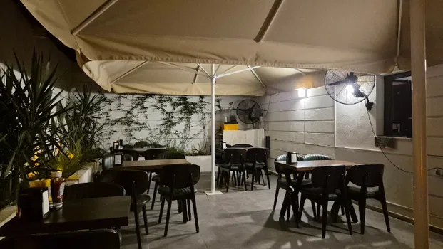 Ercan Burger resimleri