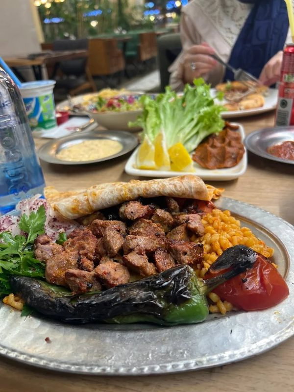 Atmosfer Fırın  Kebap  Döner