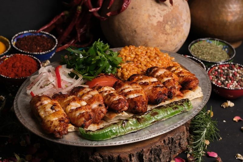 Atmosfer Fırın  Kebap  Döner