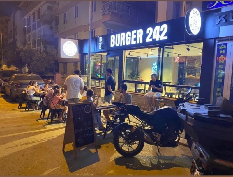 Burger 242