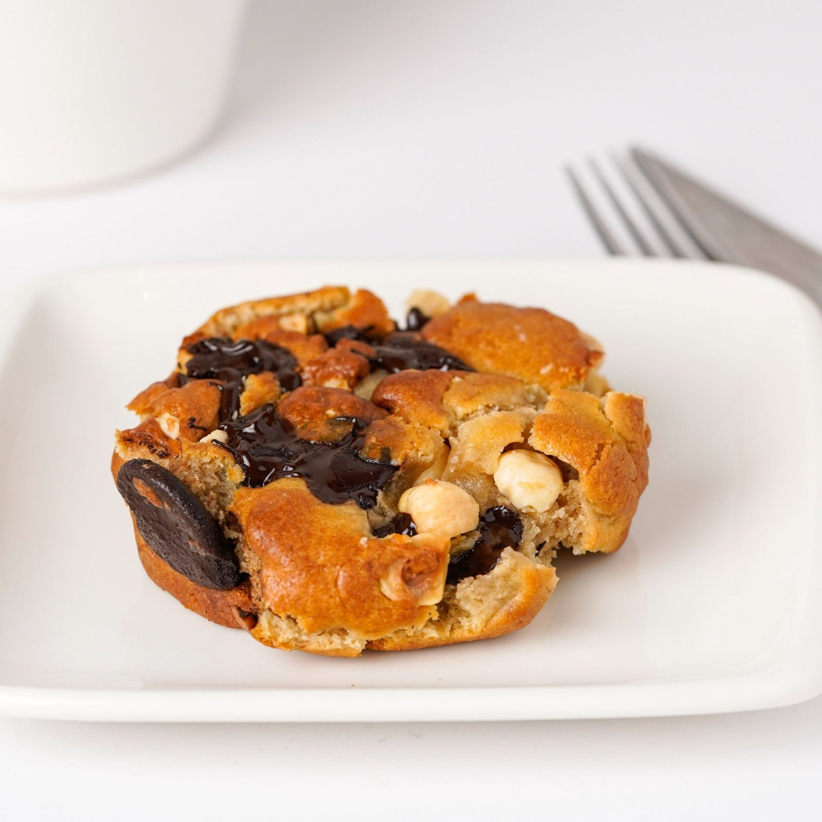 Bitter Çikolatalı Fındıklı Cookie