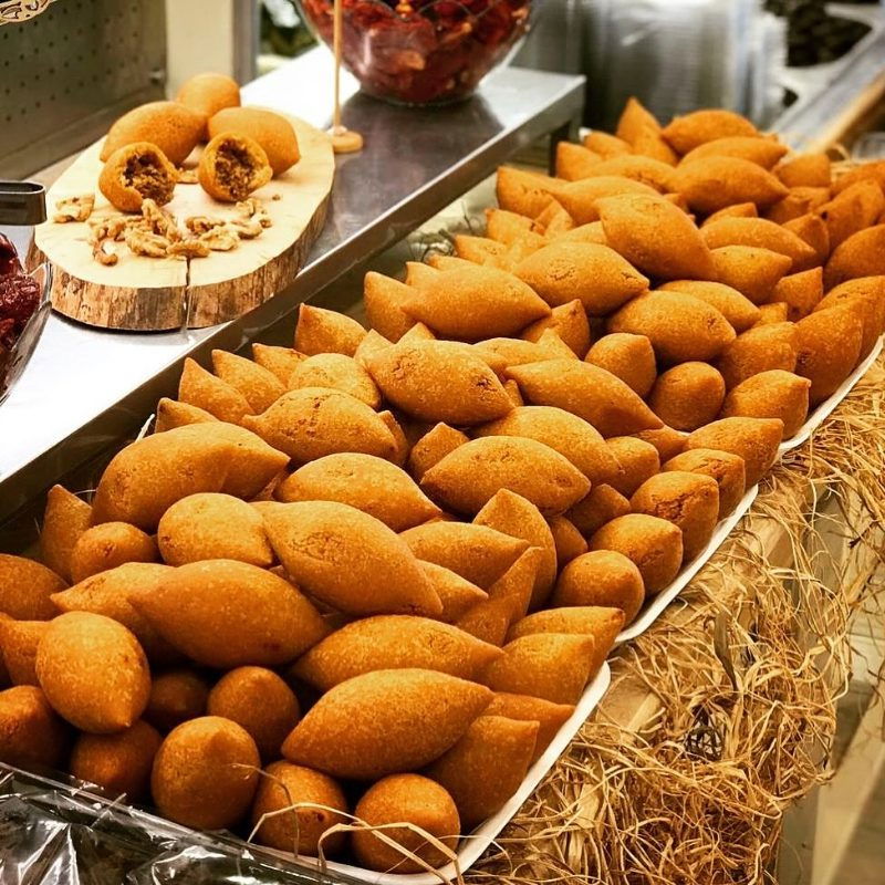 Hiçli Köfte Alsancak