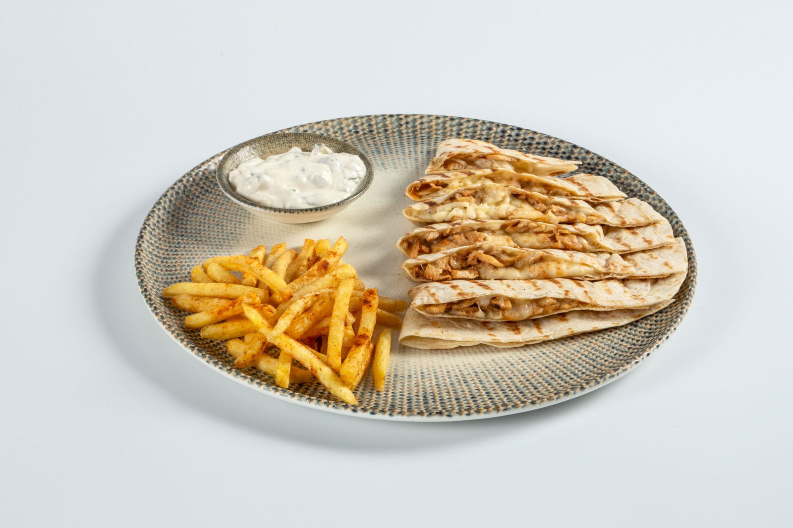 Tavuklu Kaşarlı Tortilla
