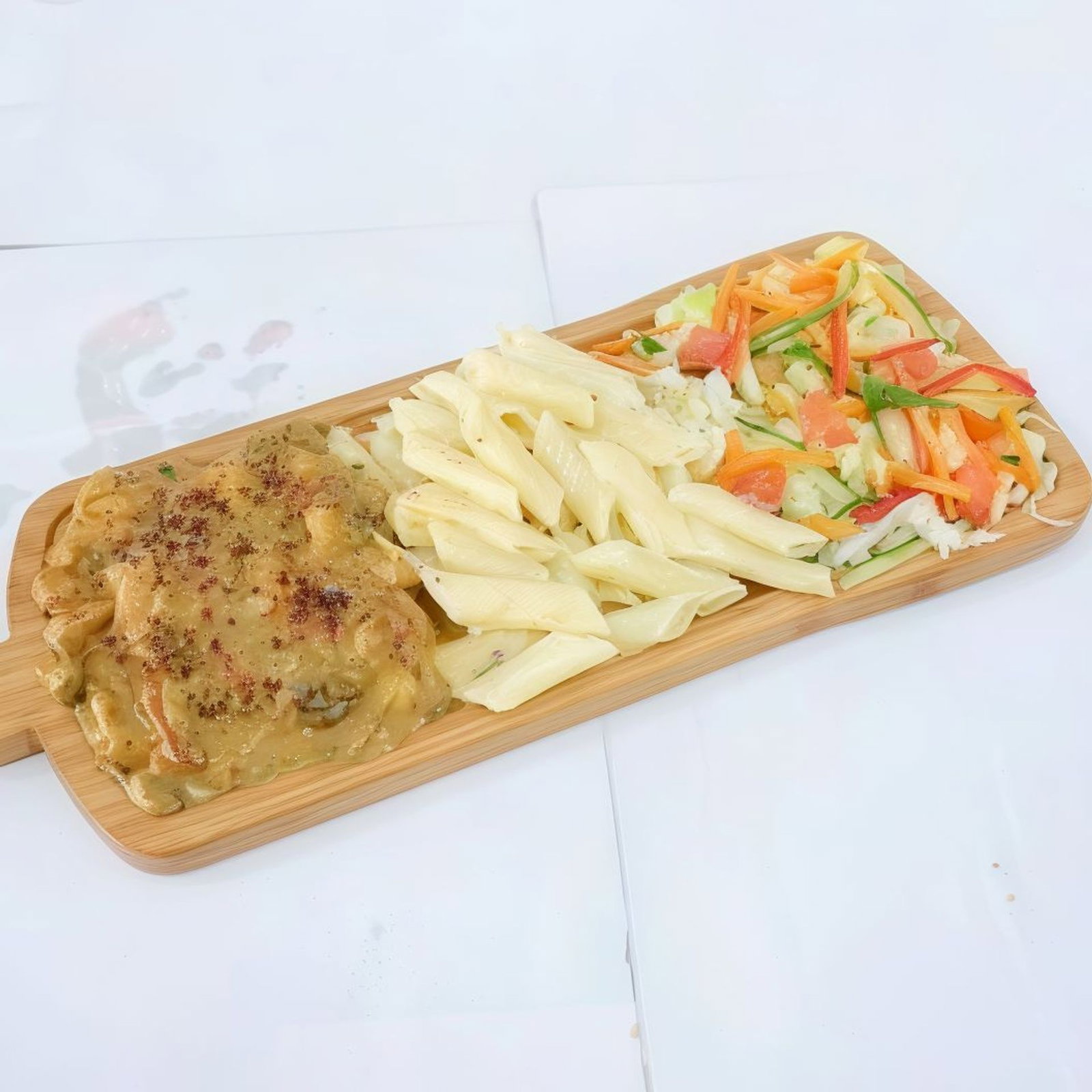 Acılı Köri Soslu Tavuk