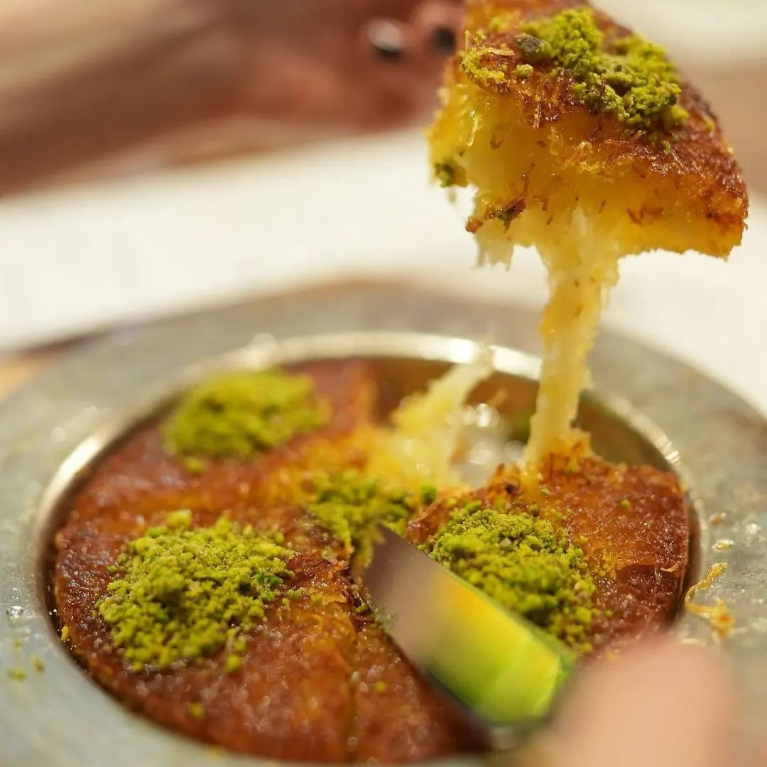 Şebo Hatay künefe& Döner