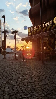 Midyeci Yasin İzmir - Midye & Kokoreç resimleri