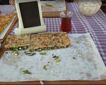 Çamlaraltı Gözleme Cemile Hanımın Yeri resimleri