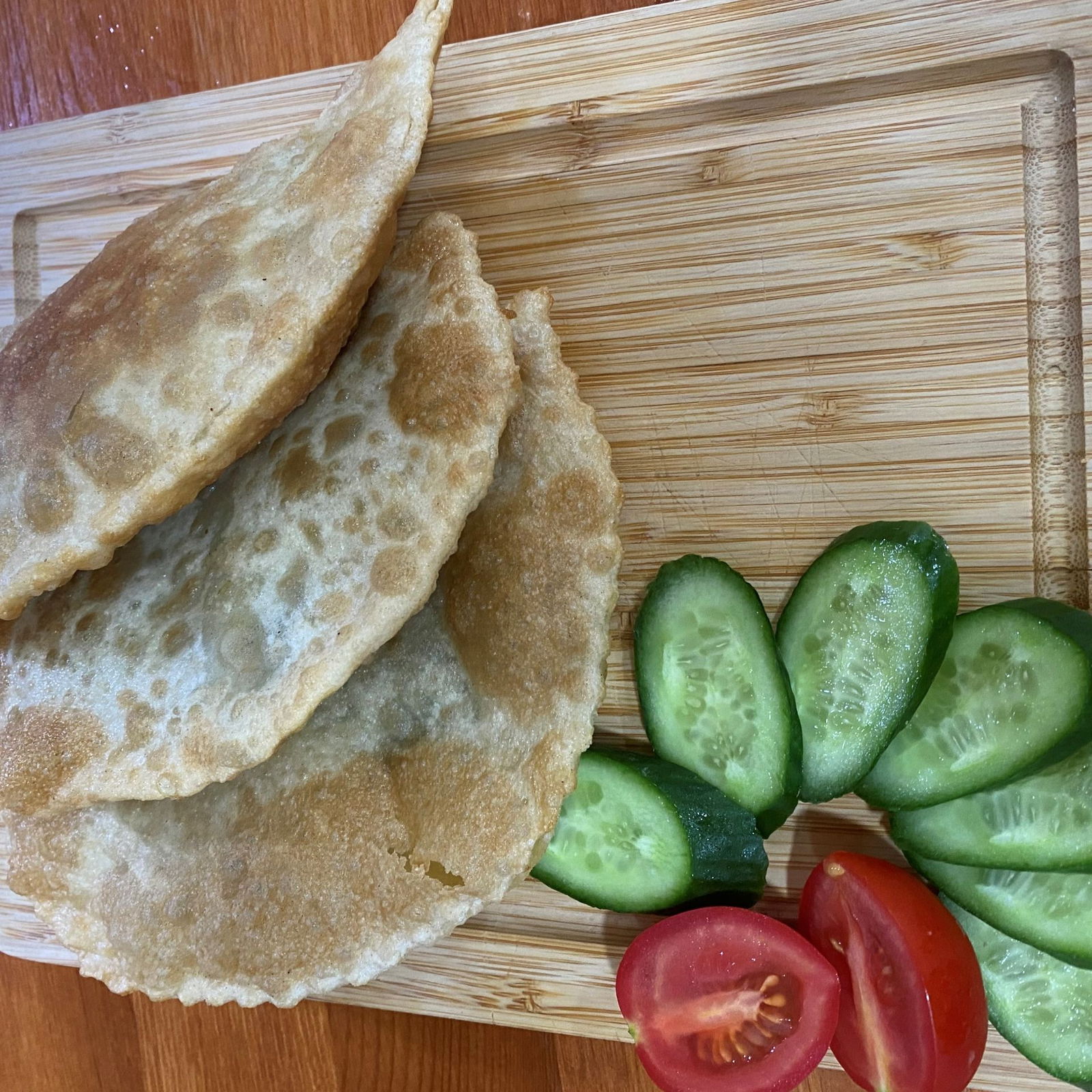 Kerevız Yapraklı Ispanaklı Çiğ Börek (3 Adet)