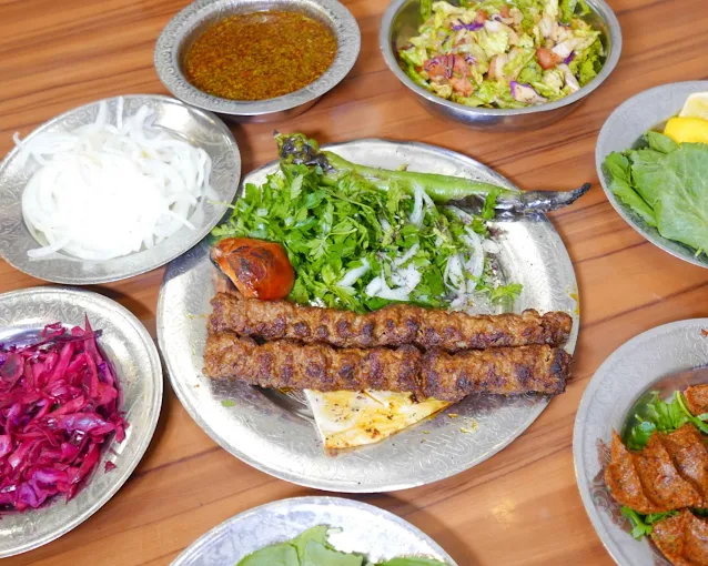 Kelebek Paça Beyran Kebap