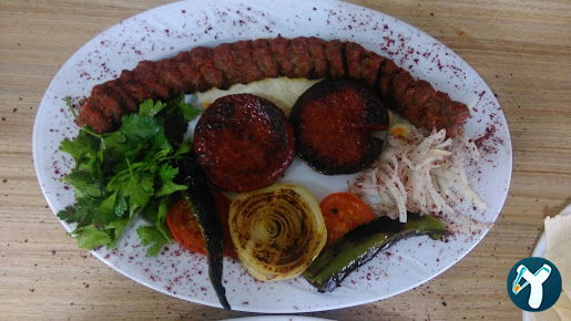 Şimşek pide kebap lahmacun salonu