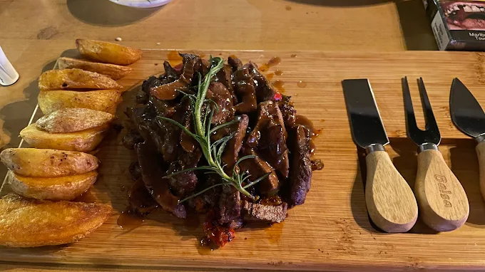 Treff Bistro Restaurant