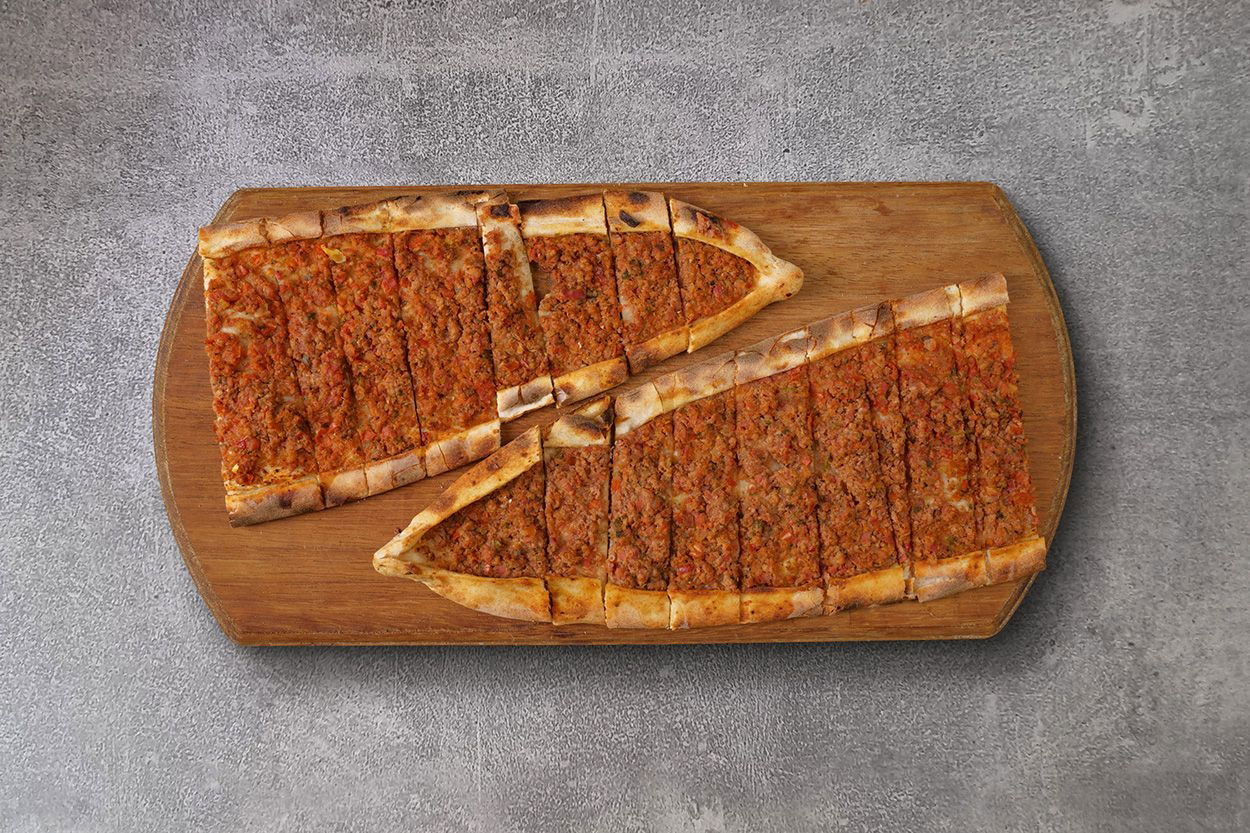 Kıymalı Pide