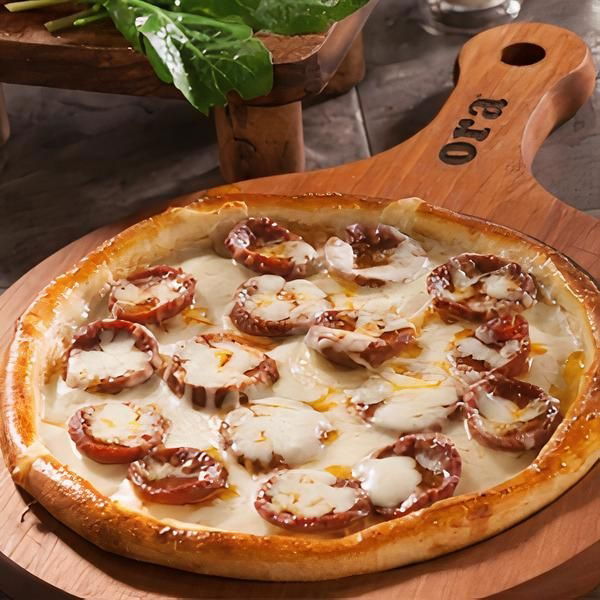 Sucuklu Kaşarlı Pide