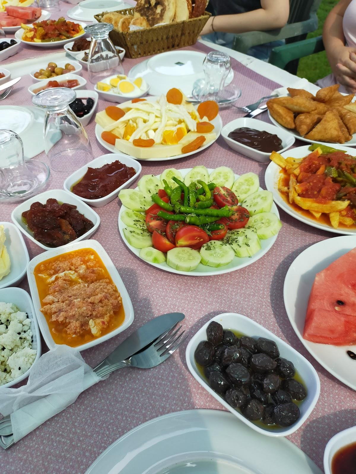 Pia Restaurant