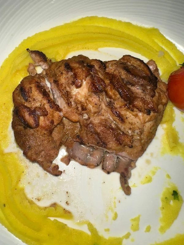 La Fallez Kitchen & Bar