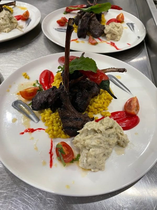 La Fallez Kitchen & Bar