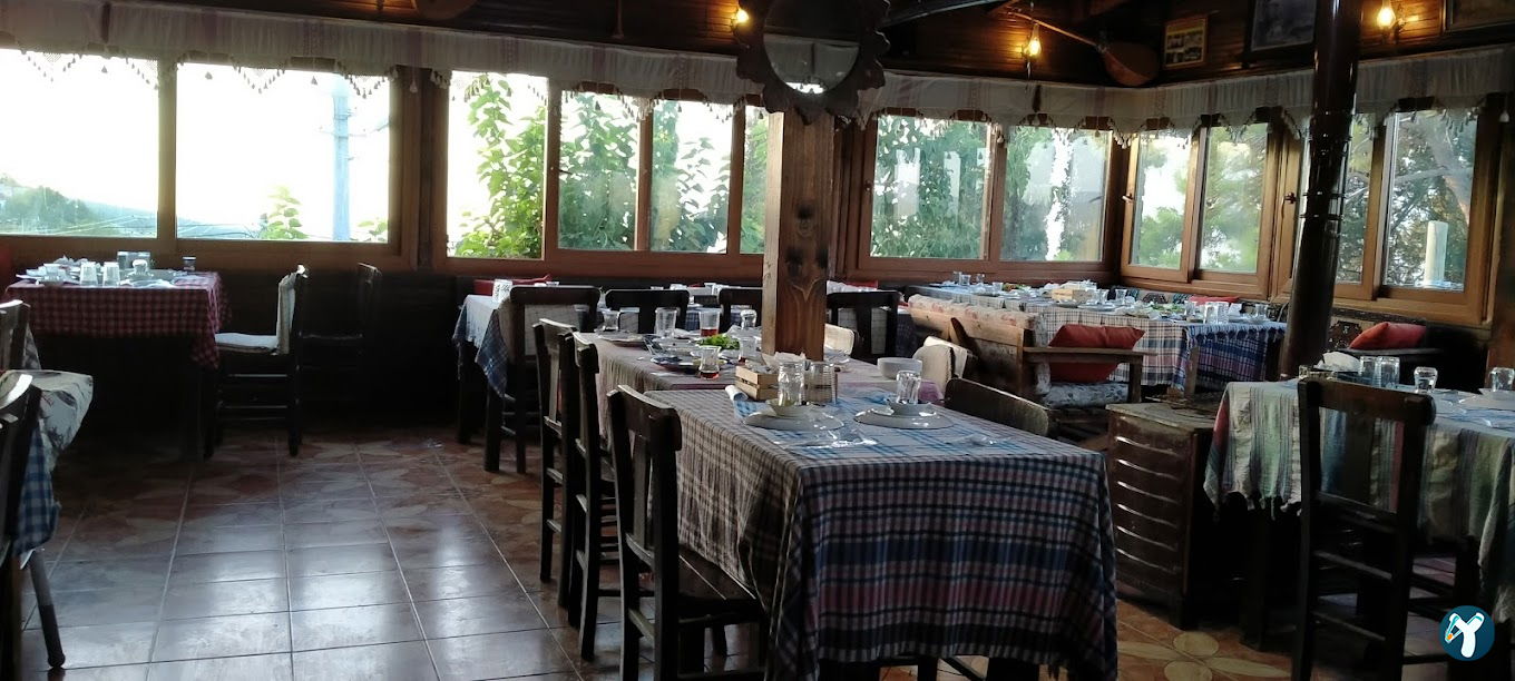 Asmalı Kahvaltı Evi
