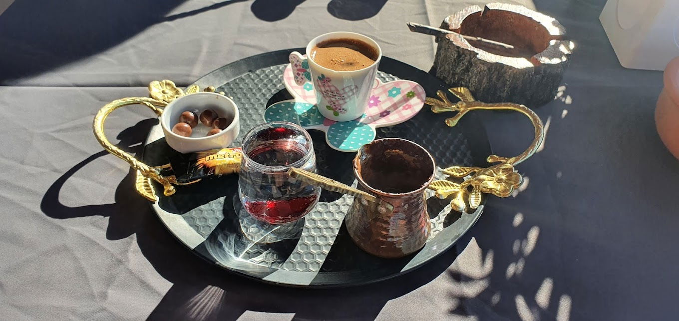 Asmalı Kahvaltı Evi