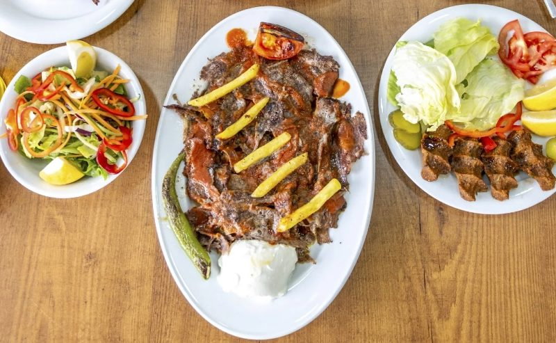 Lezzy döner üçkuyular