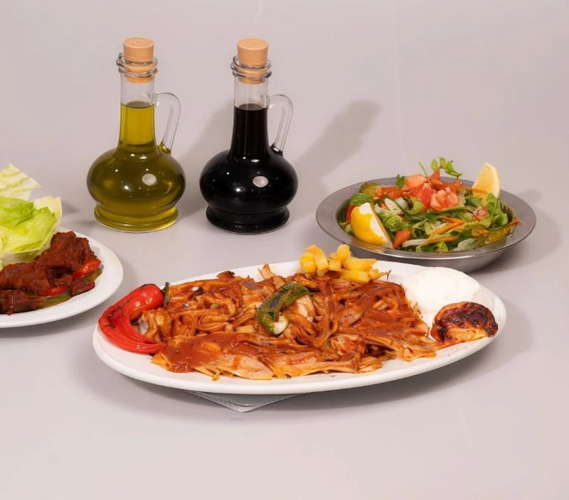 Lezzy döner üçkuyular