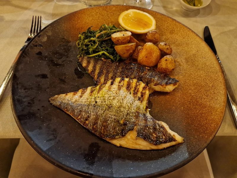 Aquarium Mezzes & Grill