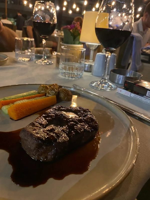 Aquarium Mezzes & Grill