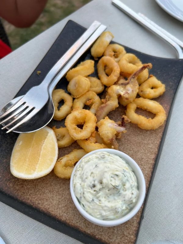 Aquarium Mezzes & Grill