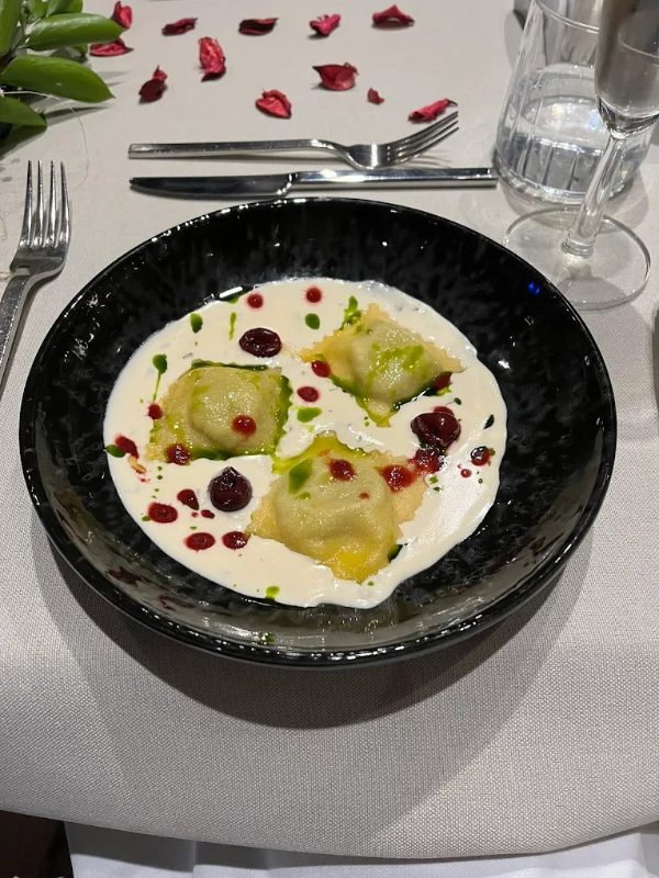 Aquarium Mezzes & Grill