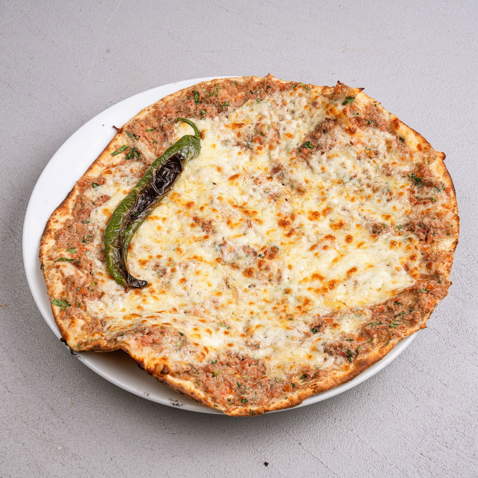 Kıymalı Kaşarlı Lahmacun
