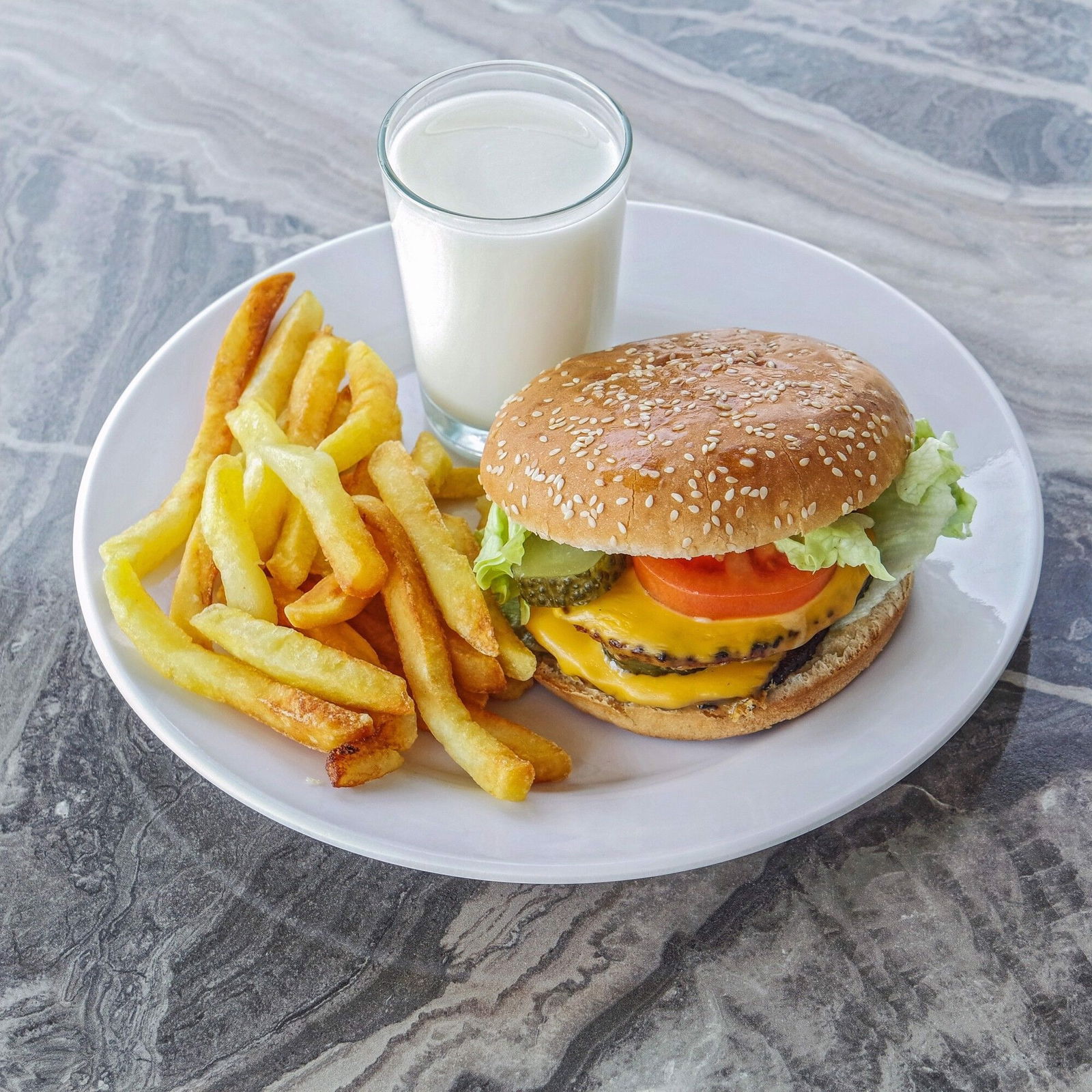 Cheeseburger Menü