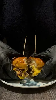 Kontes Burger resimleri